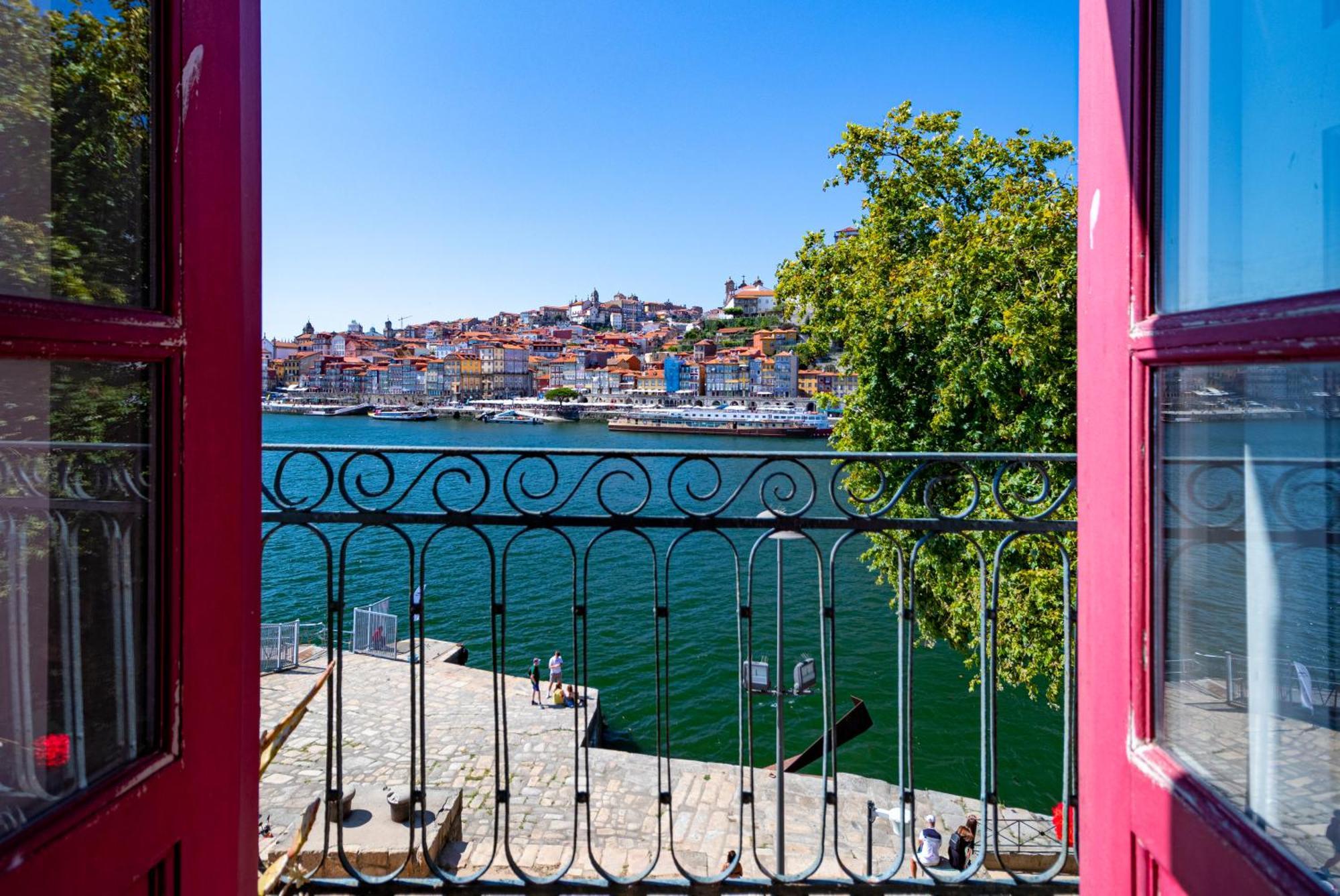 Nortesoul Porto A Vista Vila Nova de Gaia Oda fotoğraf